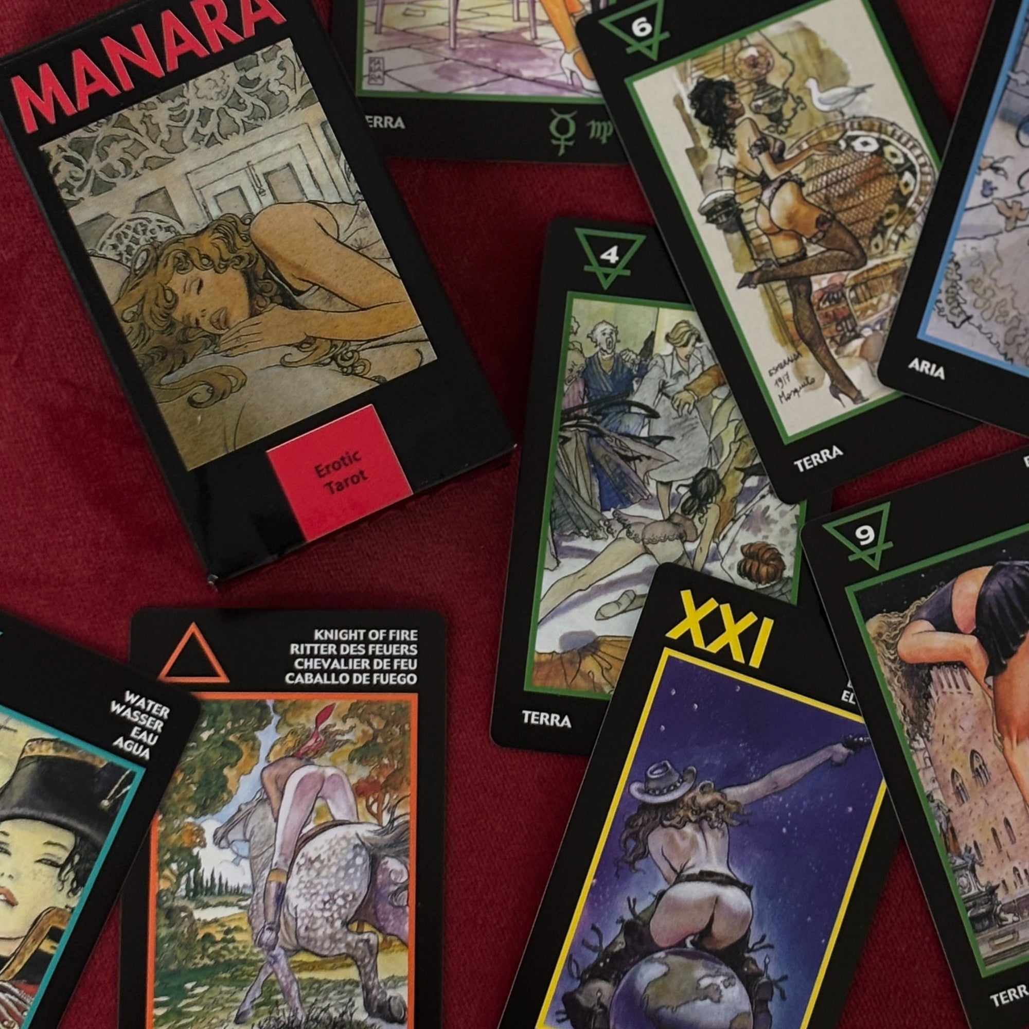Manara Erotic Tarot
