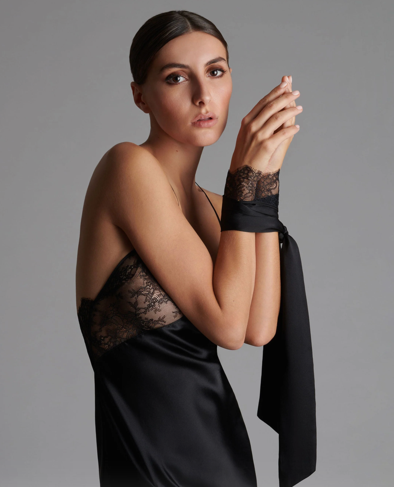 Lace ribbon