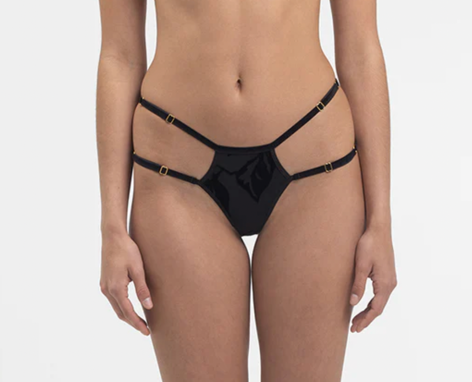 JENNA THONG
