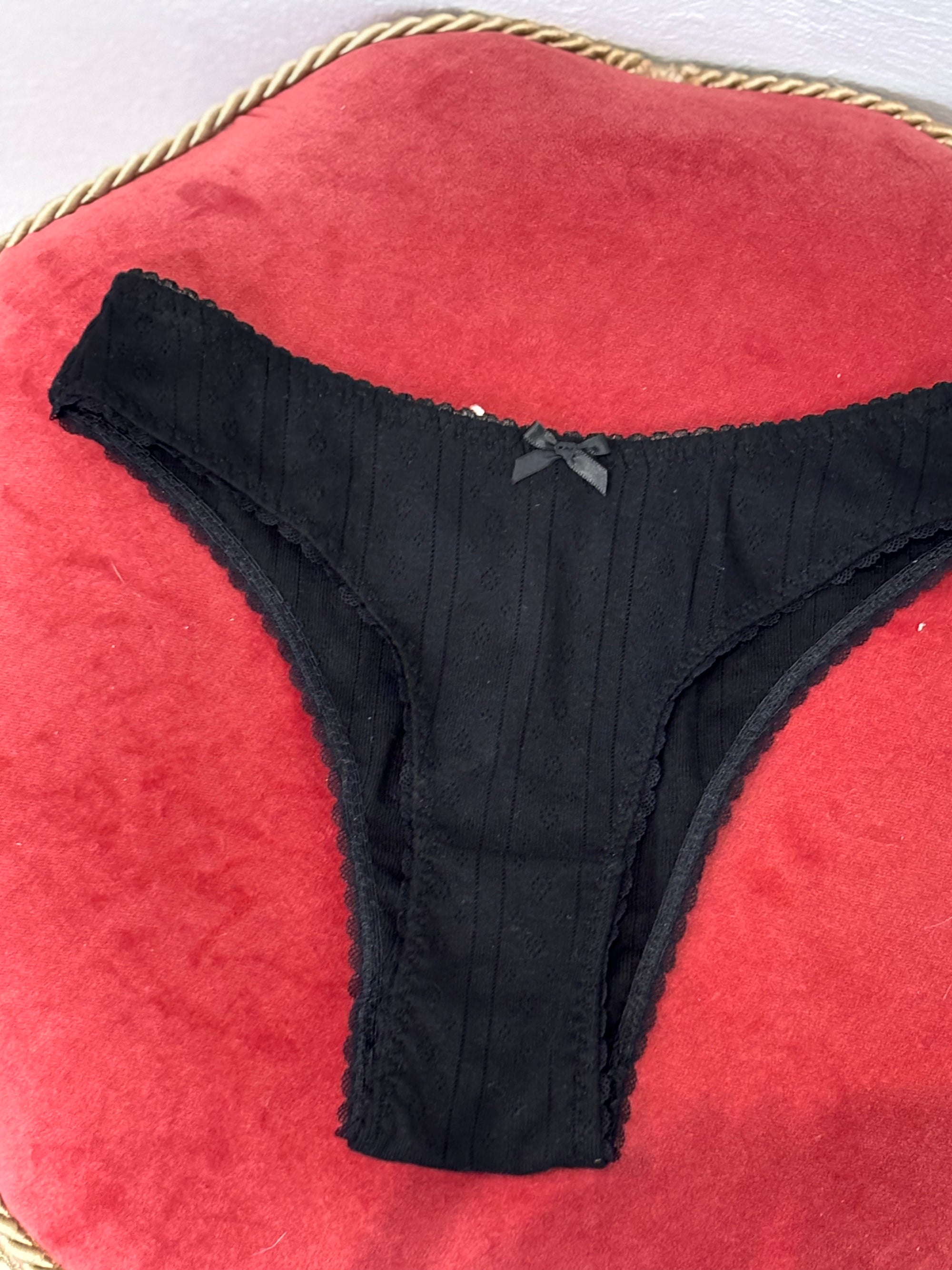 Basic black panty