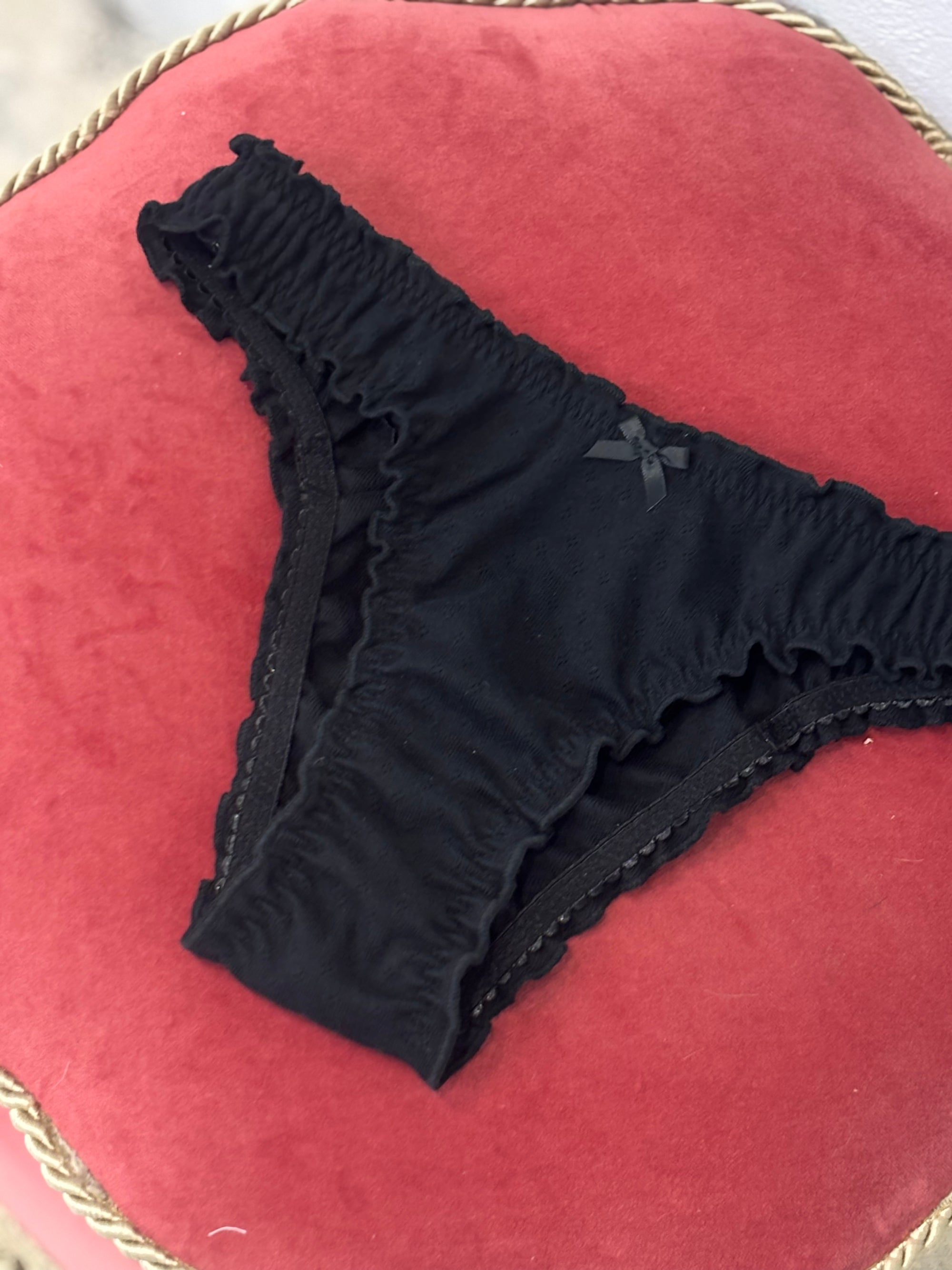 Ruffle panty pointelle