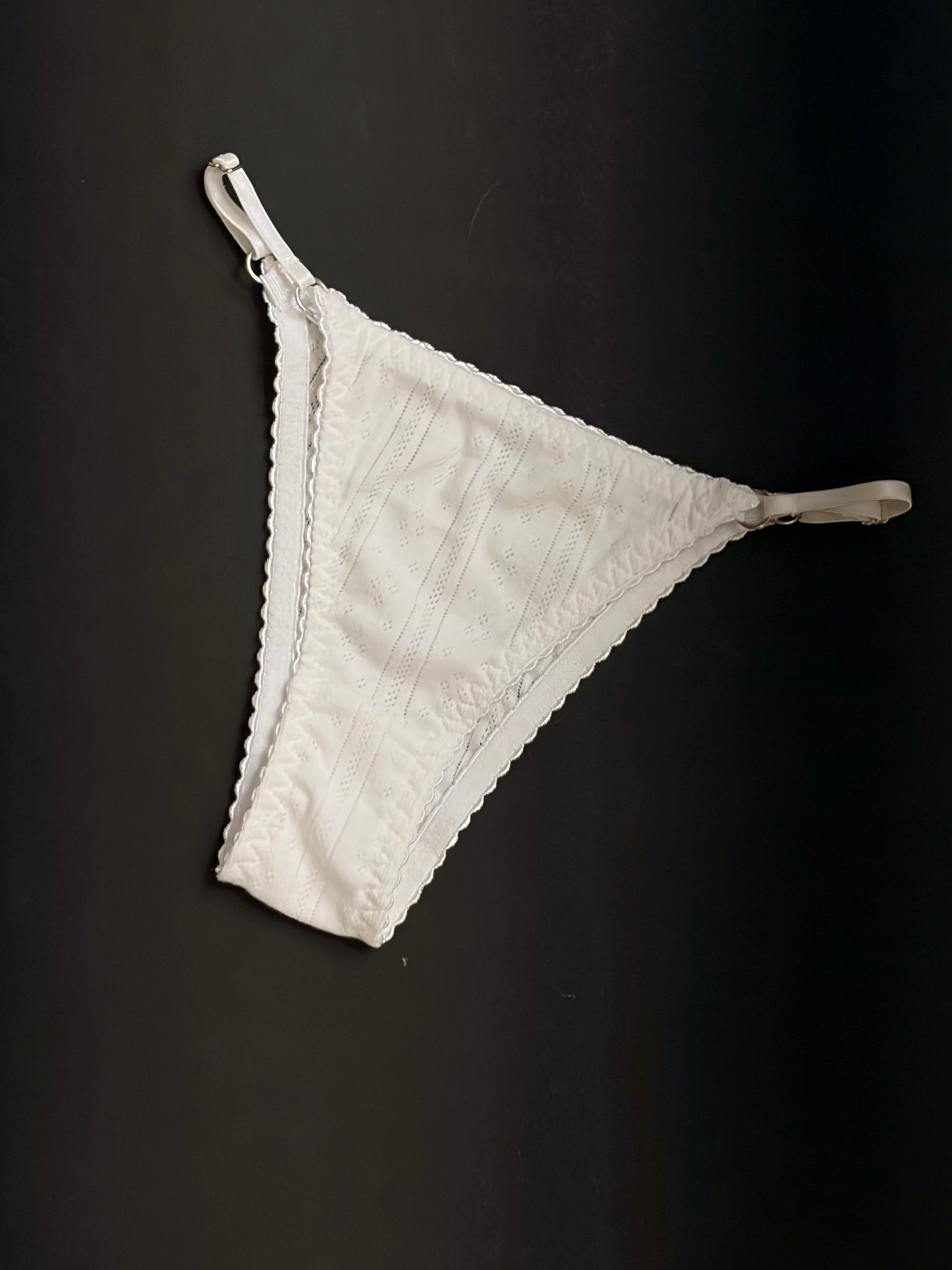 Tanga Pointelle Ajustable