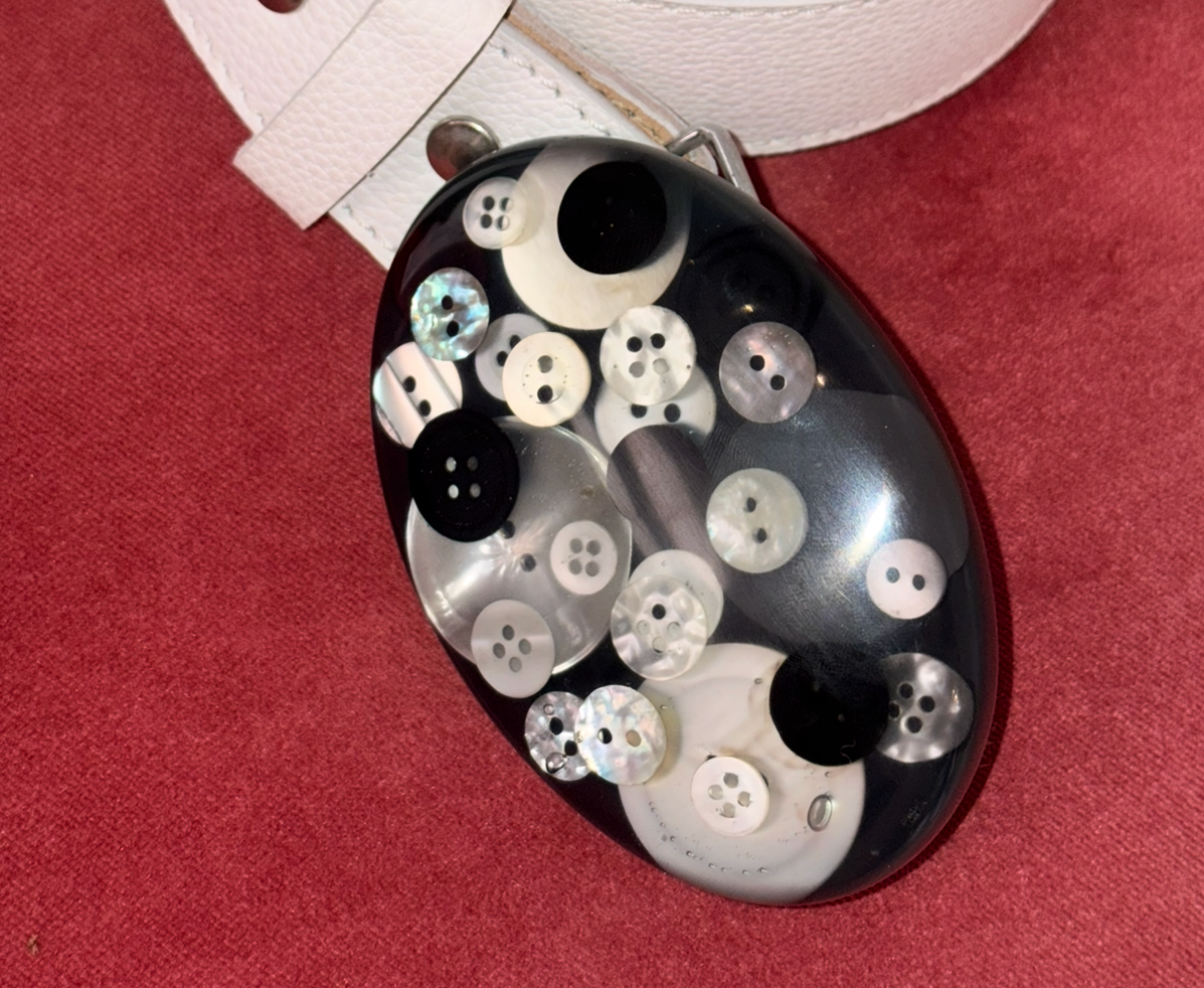 Button Buckle