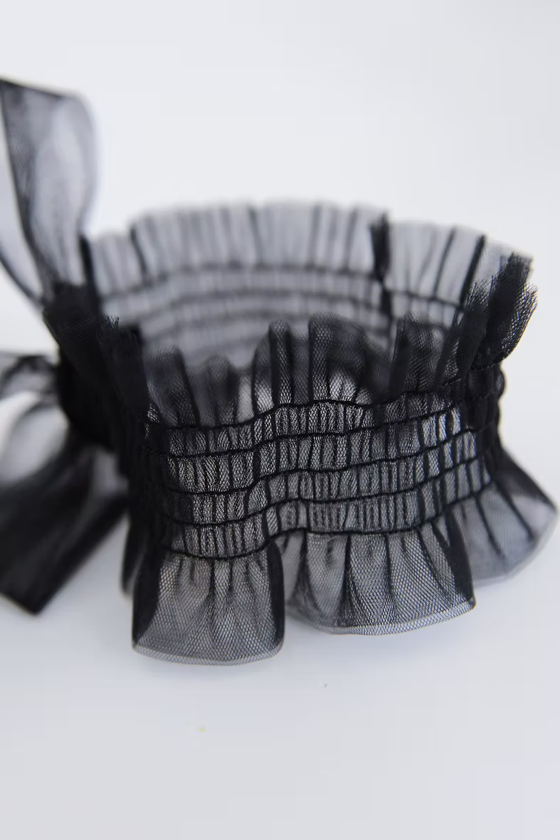 Munneta Bow Mesh